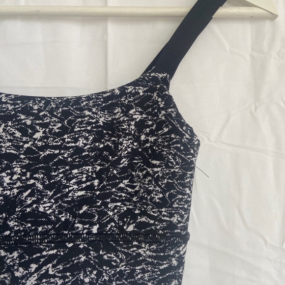 Lululemon | BOTH WAYS BRA POWER LUXTREME | black & grey | Size 2 - Picture 4 of 6